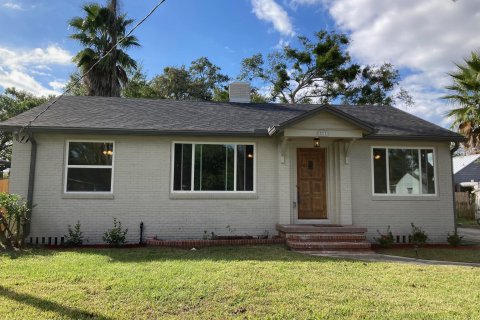 Villa ou maison à vendre à Jacksonville, Floride: 2 chambres, 113.34 m2 № 882070 - photo 1