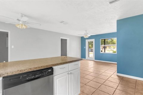 Villa ou maison à vendre à DeLand, Floride: 3 chambres, 147.53 m2 № 1356296 - photo 10