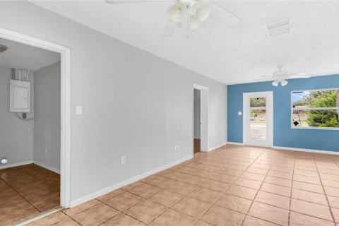 Casa en venta en DeLand, Florida, 3 dormitorios, 147.53 m2 № 1356296 - foto 8