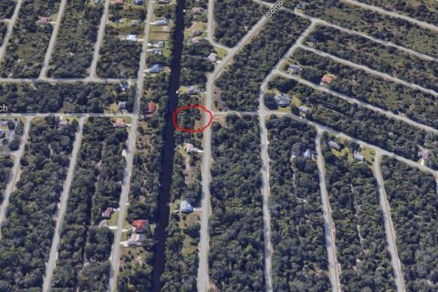 Terreno en venta en Port Charlotte, Florida № 986124 - foto 8