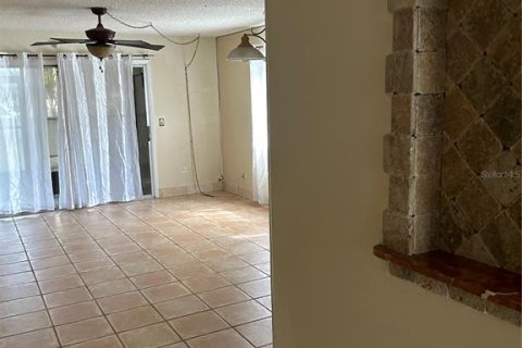 Condo in Tampa, Florida, 2 bedrooms  № 1443085 - photo 7