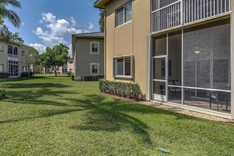 Villa ou maison à vendre à Tamarac, Floride: 2 chambres, 157.19 m2 № 1093126 - photo 28