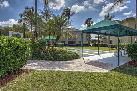 Villa ou maison à vendre à Tamarac, Floride: 2 chambres, 157.19 m2 № 1093126 - photo 24