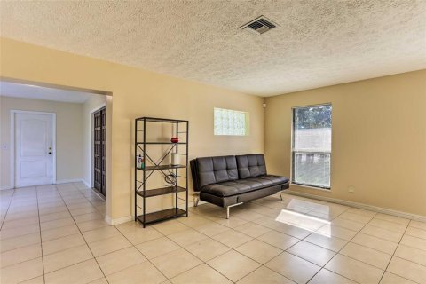 House in Hutchinson Island South, Florida 3 bedrooms, 158.58 sq.m. № 693571 - photo 24