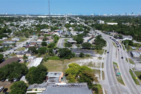 Immobilier commercial à vendre à West Park, Floride № 496443 - photo 8