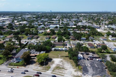 Immobilier commercial à vendre à West Park, Floride № 496443 - photo 3