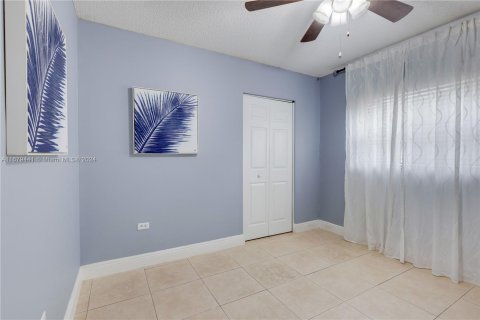 Condominio en venta en Miramar, Florida, 2 dormitorios, 92.9 m2 № 1408451 - foto 11