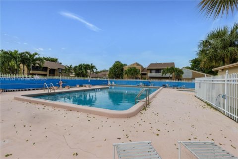 Condominio en venta en Miramar, Florida, 2 dormitorios, 92.9 m2 № 1408451 - foto 25