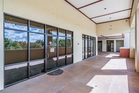 Immobilier commercial à vendre à Valrico, Floride: 81.2 m2 № 937245 - photo 17