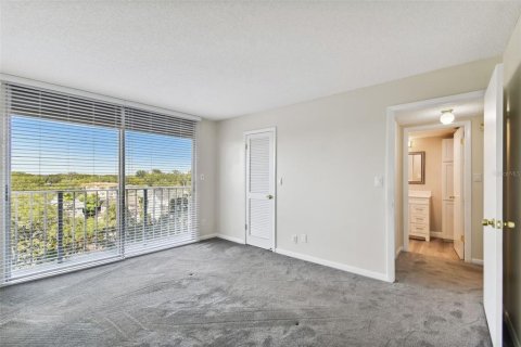 Copropriété à vendre à Tampa, Floride: 2 chambres, 144.93 m2 № 885305 - photo 27