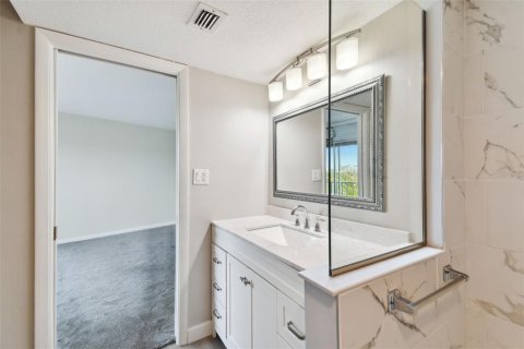 Condominio en venta en Tampa, Florida, 2 dormitorios, 144.93 m2 № 885305 - foto 24