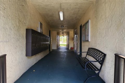 Copropriété à vendre à Tamarac, Floride: 2 chambres, 88.26 m2 № 1127419 - photo 25