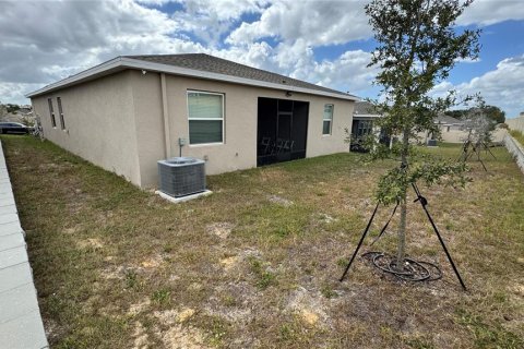 House in Davenport, Florida 4 bedrooms, 193.24 sq.m. № 1426466 - photo 10