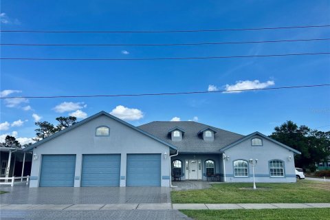 Villa ou maison à vendre à Sebring, Floride: 3 chambres, 300.91 m2 № 947838 - photo 3