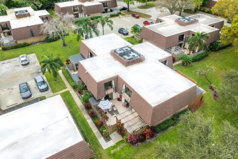 Adosado en venta en Palm Beach Gardens, Florida, 3 dormitorios, 148.27 m2 № 1002621 - foto 13