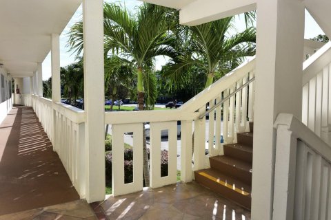 Condo in Deerfield Beach, Florida, 1 bedroom  № 1002579 - photo 17