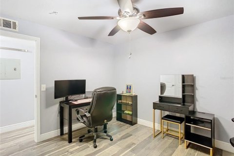 Condominio en venta en Orlando, Florida, 2 dormitorios, 107.77 m2 № 1013156 - foto 19