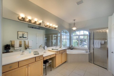 Casa en venta en Bradenton, Florida, 4 dormitorios, 283.26 m2 № 1382389 - foto 19