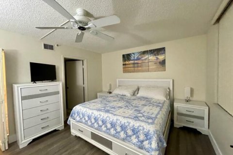 Copropriété à vendre à Deerfield Beach, Floride: 2 chambres, 98.48 m2 № 1104706 - photo 23