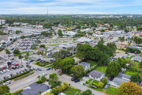 House in Miami, Florida 3 bedrooms, 128.48 sq.m. № 1372689 - photo 22