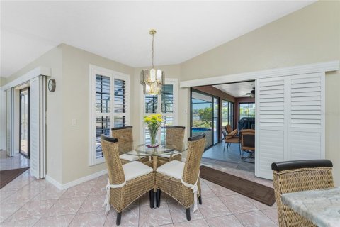 Casa en venta en North Port, Florida, 3 dormitorios, 216.93 m2 № 1130970 - foto 11