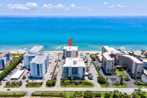 Copropriété à vendre à Palm Beach, Floride: 2 chambres, 134.52 m2 № 1175056 - photo 1