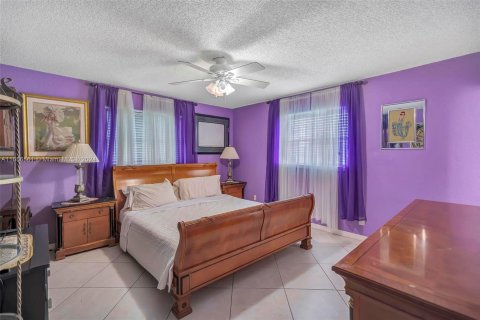 Casa en venta en Tamarac, Florida, 2 dormitorios, 146.69 m2 № 1358600 - foto 16