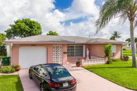 Casa en venta en Tamarac, Florida, 2 dormitorios, 146.69 m2 № 1358600 - foto 26