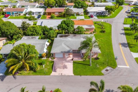 Casa en venta en Tamarac, Florida, 2 dormitorios, 146.69 m2 № 1358600 - foto 27