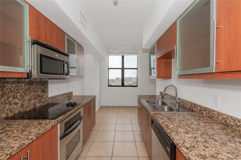 Condominio en venta en Coral Gables, Florida, 2 dormitorios, 113.71 m2 № 1435009 - foto 15