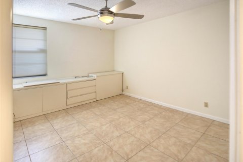 Condominio en venta en Tamarac, Florida, 2 dormitorios, 139.35 m2 № 1177453 - foto 11