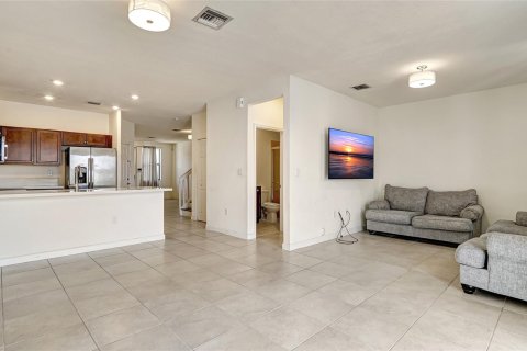 Touwnhouse à vendre à Hialeah, Floride: 3 chambres, 182.18 m2 № 1177452 - photo 19