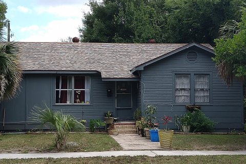 Villa ou maison à louer à Jacksonville, Floride: 4 chambres, 115.76 m2 № 824635 - photo 1