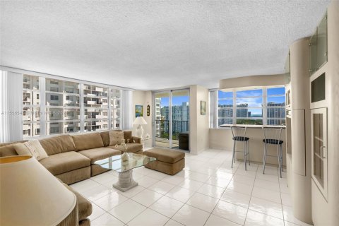 Copropriété à vendre à Aventura, Floride: 2 chambres, 114.46 m2 № 1078314 - photo 3