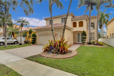 Casa en venta en Miramar, Florida, 4 dormitorios, 240.62 m2 № 1345281 - foto 1