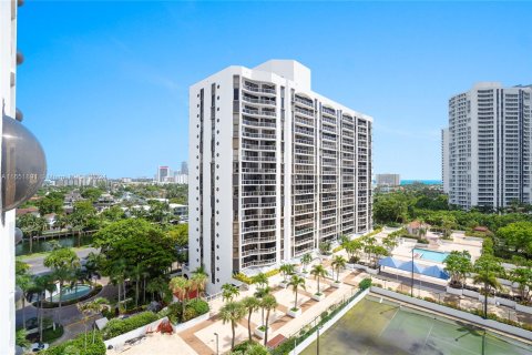 Condominio en venta en Aventura, Florida, 2 dormitorios, 110.27 m2 № 1345280 - foto 20