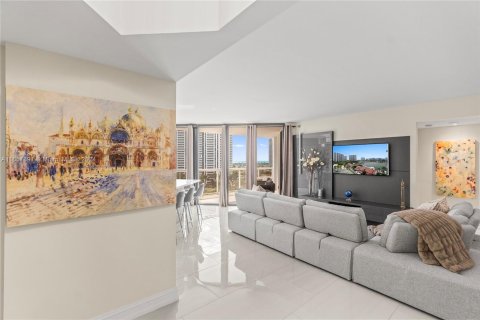 Condominio en venta en Aventura, Florida, 2 dormitorios, 110.27 m2 № 1345280 - foto 4