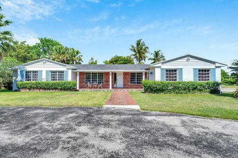 Villa ou maison à vendre à Homestead, Floride: 5 chambres, 295.43 m2 № 528869 - photo 5