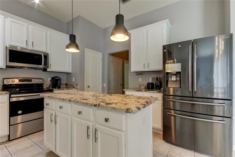 Casa en venta en Wesley Chapel, Florida, 4 dormitorios, 280.19 m2 № 1322046 - foto 18