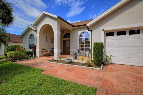 Casa en venta en Clermont, Florida, 4 dormitorios, 191.19 m2 № 1378413 - foto 3