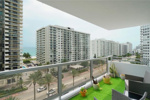 Copropriété à vendre à Miami Beach, Floride: 1 chambre, 99.41 m2 № 1316567 - photo 21