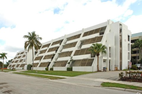 Immobilier commercial à vendre à Boynton Beach, Floride № 445615 - photo 1