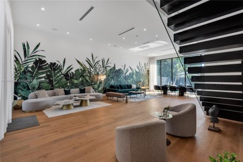 Villa ou maison à vendre à Miami, Floride: 6 chambres, 286.79 m2 № 1357155 - photo 5