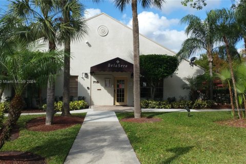 Condominio en alquiler en Plantation, Florida, 1 dormitorio, 70.98 m2 № 1357245 - foto 24