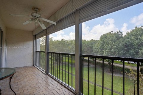 Copropriété à vendre à Lauderhill, Floride: 2 chambres, 102.19 m2 № 1356901 - photo 19