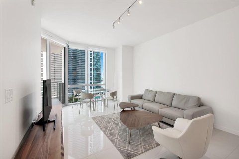 Copropriété à vendre à Miami, Floride: 1 chambre, 116.5 m2 № 525071 - photo 8