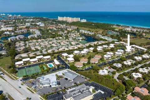 Condo in Jupiter, Florida, 2 bedrooms  № 1080804 - photo 11