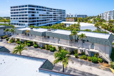 Copropriété à vendre à Palm Beach, Floride: 2 chambres, 130.43 m2 № 1168642 - photo 8