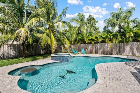 House in Wilton Manors, Florida 3 bedrooms, 167.97 sq.m. № 1099952 - photo 9