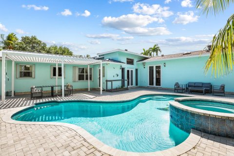 Villa ou maison à vendre à Wilton Manors, Floride: 3 chambres, 167.97 m2 № 1099952 - photo 1